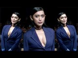 Hot Sayani Gupta's Cleavage Show At Lakme Fashion Week 2016