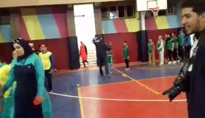 Le défilé de la délégation des jeunes d'Ourika Tadamoune