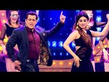 Salman Khan SIZZLES With Mouni Roy On BABY KO BASS PASAND HAI | BIGG BOSS 10