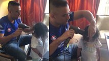 IPL 2018: M.S. Dhoni turns hairstylist for Ziva Dhoni; Watch Video । वनइंडिया हिंदी