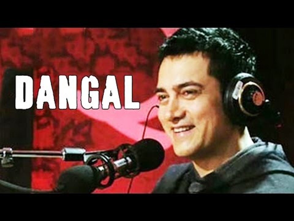Aamir Khan's SINGING DEBUT | Sings Dhakkad Song In Dangal