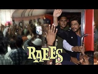 Shahrukh Khan Takes Mumbai | Delhi Train | FANS GOES CRAZY