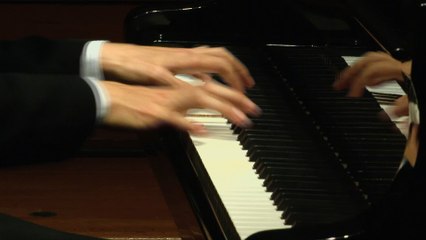 Philippe Hersant | Le Carillon d’Orléans  par Takuya Otaki