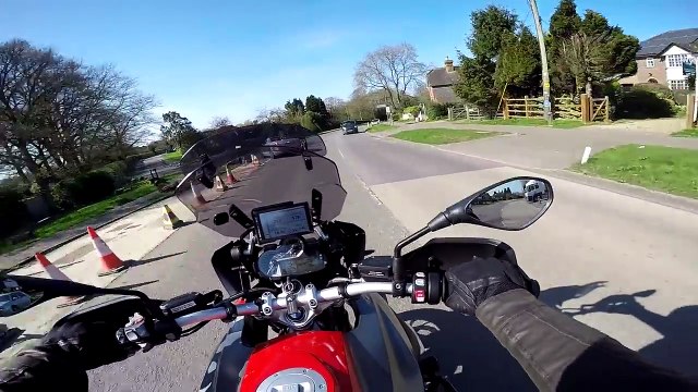 Bike - Fly - Bike VLOG: BMW R1200GS and Piper PA28 Warrior