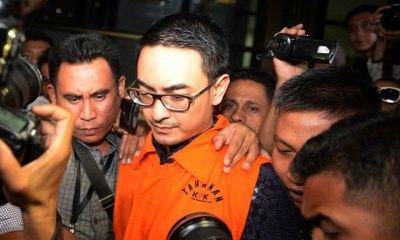 Penahanan Zumi Zola Diperpanjang 40 Hari