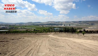 (26 Nisan 2018) BÜYÜKŞEHİR’DEN YEŞİL ŞENLİK KEYKUBAT TEPESİ YEŞİLE BÜRÜNECEK