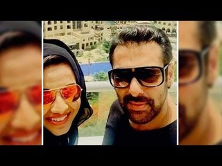 Salman Khan Takes Selfie With Female Fan | Complete Her wish
