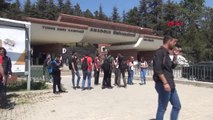 Eskişehir Anadolu Üniversitesi Önünde 'Bölünme' Protestosu