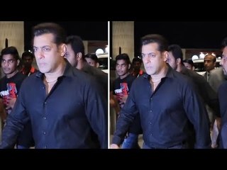 Salman Khan With Nephew Ahil Spotted At Mumbai Airport | Leaves For Hong Kong For DaBangg Tour 2017
