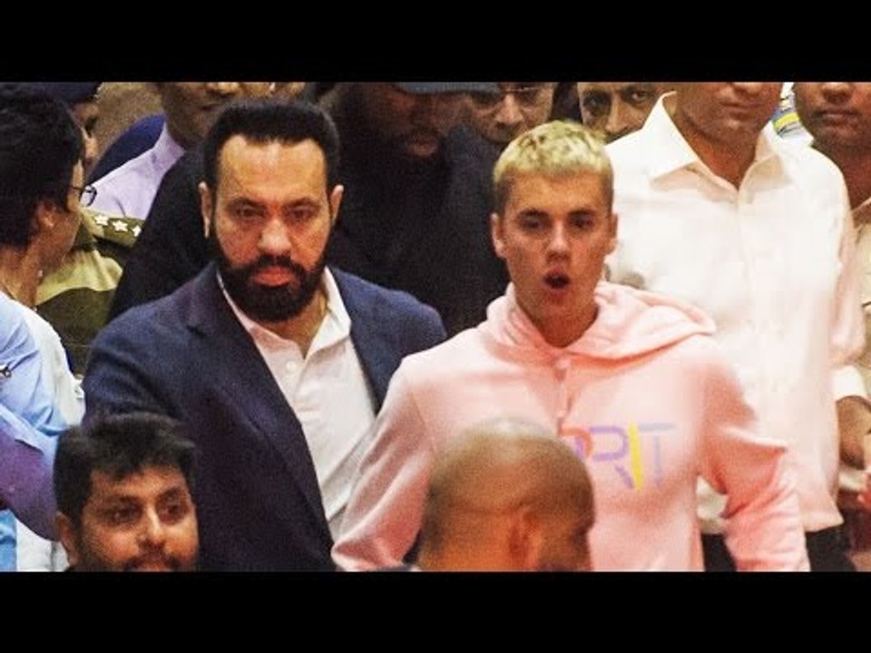 Justin Bieber ARRIVES In India, Mumbai Airport FOOTAGE | Purpose Tour India 2017
