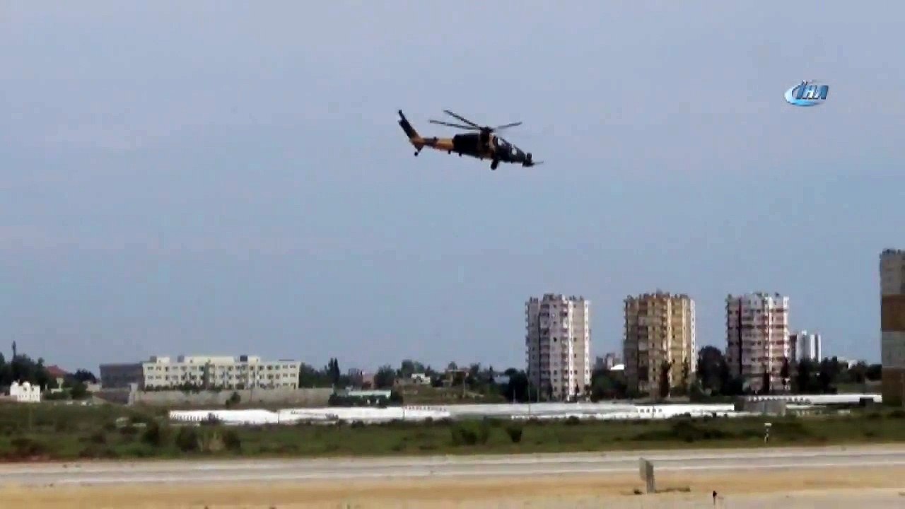 Yerli Helikopter ATAK'tan Nefes Kesen Gösteri