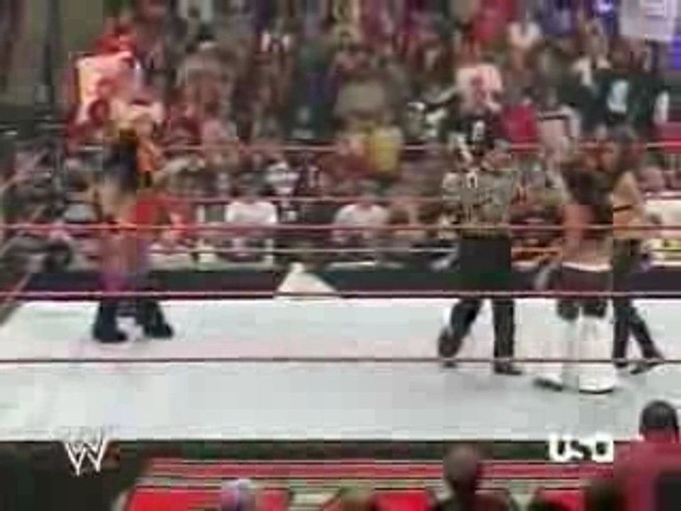 WWE RAW Mickie & Maria vs Beth & Melina 03/12/2007