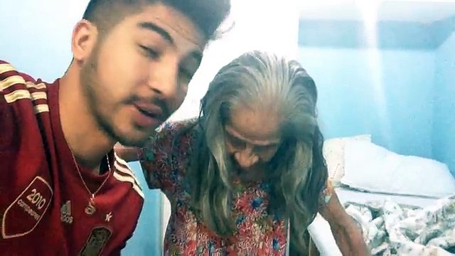 VOZINHA VAMOS EMBORA MINHA COMADRE APRONTA BEM MUITO. ESTOU COM SAUDADES. RSRS