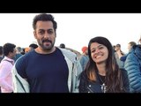 Salman Khan Takes Selfie With Fan At Greece - TIGER ZINDA HAI