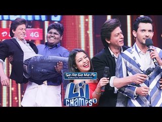 Shahrukh Khan Holded In Hands By Sa Re Ga Ma Lil Champs Contestant