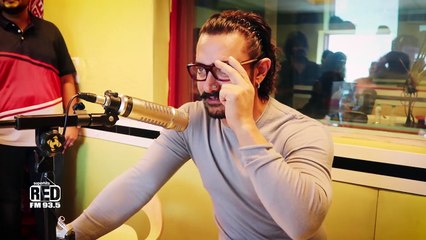 Rj Raunak ne liya Aamir khan ka maza