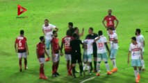 خناقة شوارع بين لاعبي الأهلي والزمالك بعد سقوط جنش على الأرض في القمة الـ١١٦