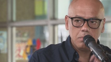 Chavismo rechaza acusaciones "ventajismo" electoral y pide reunión con medios