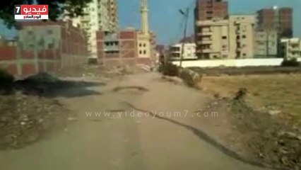 قارئ يشكو من مخلفات البناء على طريق وابور النور بفاقوس الشرقية