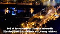 El paisaje nocturno de la ciudad china de Xiamen, sede de la IX Cumbre de BRICS