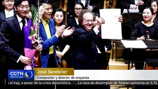 El compositor uruguayo José Serebrier realiza una visita a China