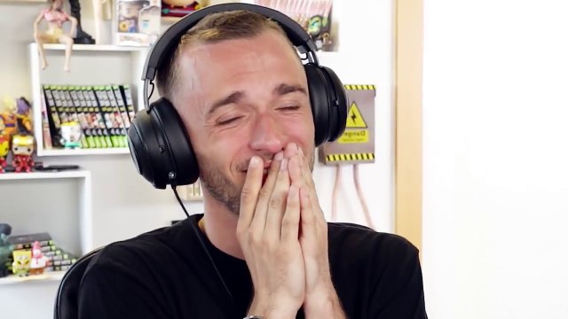 TU RIGOLES LA TERRE EXPLOSE !