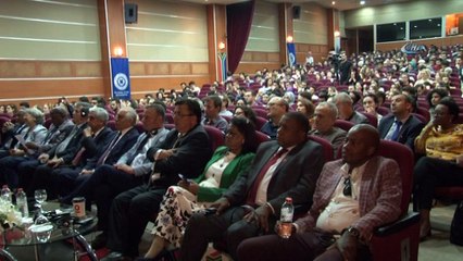 Nelson Mandela 100’üncü doğum yılında anıldı