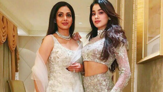 Janhvi Kapoor will dance at Sonam Kapoor's wedding on Sridevi's songs।Filmibeat