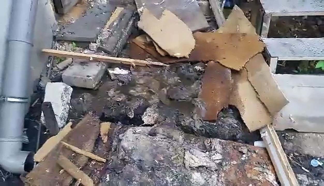Ujërat e Zeza në rrugën "Rexhep Luci" (1)