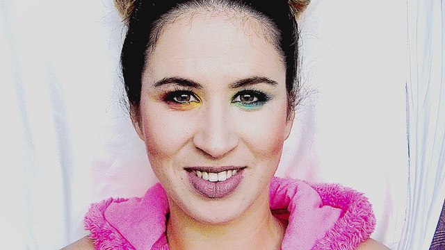 Cuando me miras , el ,mundo gira , pa atrás pa atrás ......