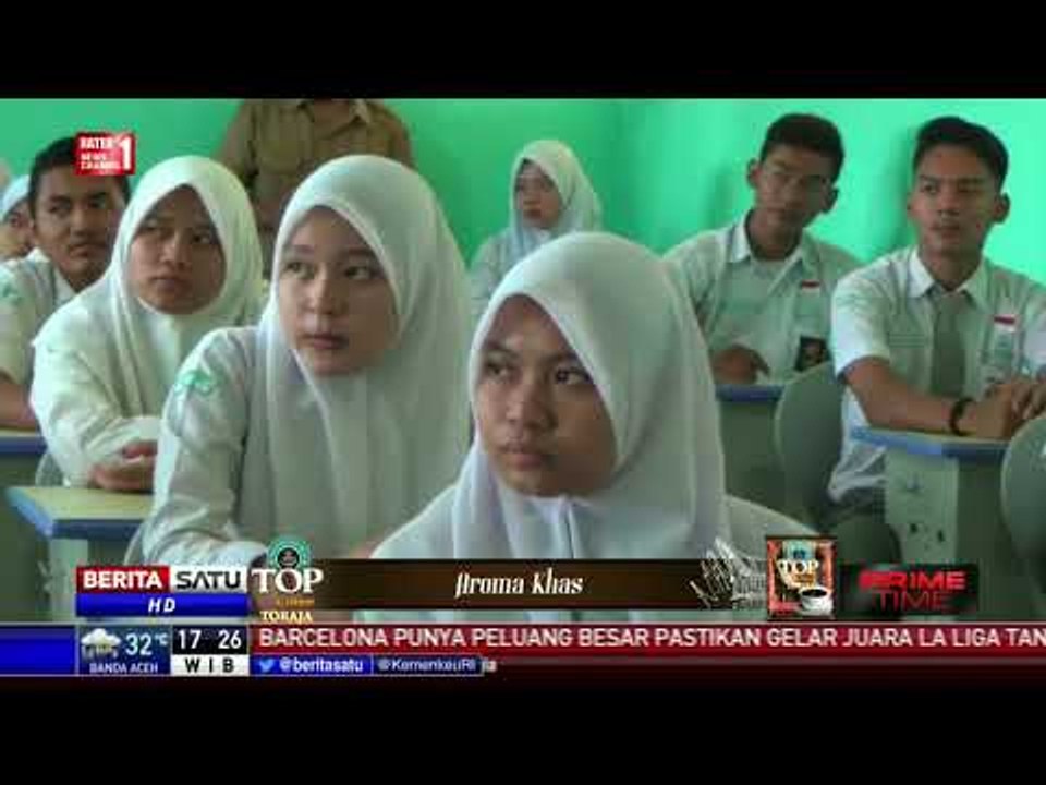 Disdukcapil Kota Binjai Bagikan E-KTP kepada Pelajar