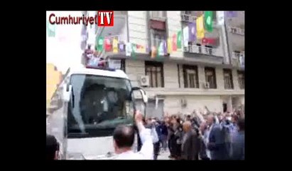 HDP'li Temelli: Baskıdan  omuz omuza mücadele vererek kurtulacağız