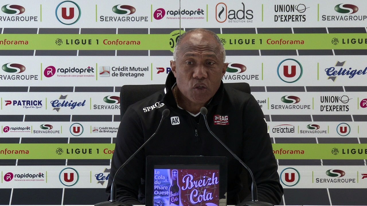 Le point presse d'Antoine Kombouaré avant PSG-EAG