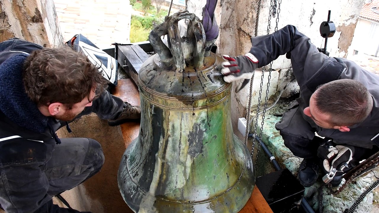 Une cloche remarquable à Velaux