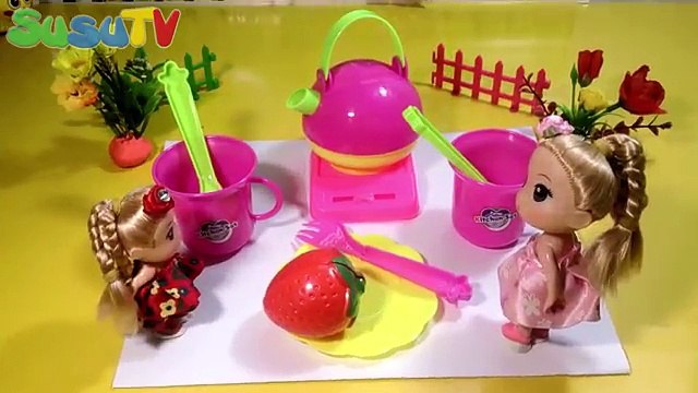 Bộ Đồ Chơi Nấu Ăn Cho Bé Susu & Búp Bê BaBi Uống Trà Ở Công Viên Chị Bí Đỏ - Trò Chơi Trẻ Em An Toàn