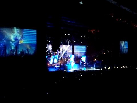 Muse - Invincible, DS Luzhniki, Moscow, Russia 10/15/2007