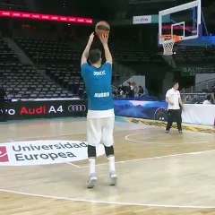 Recital de tiro de Luka Doncic en un entrenamiento