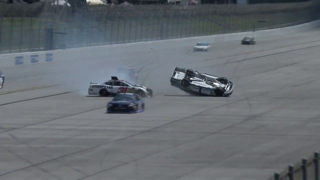 Nascar Talladega 2018 FP2 McMurray Big Crash Flips