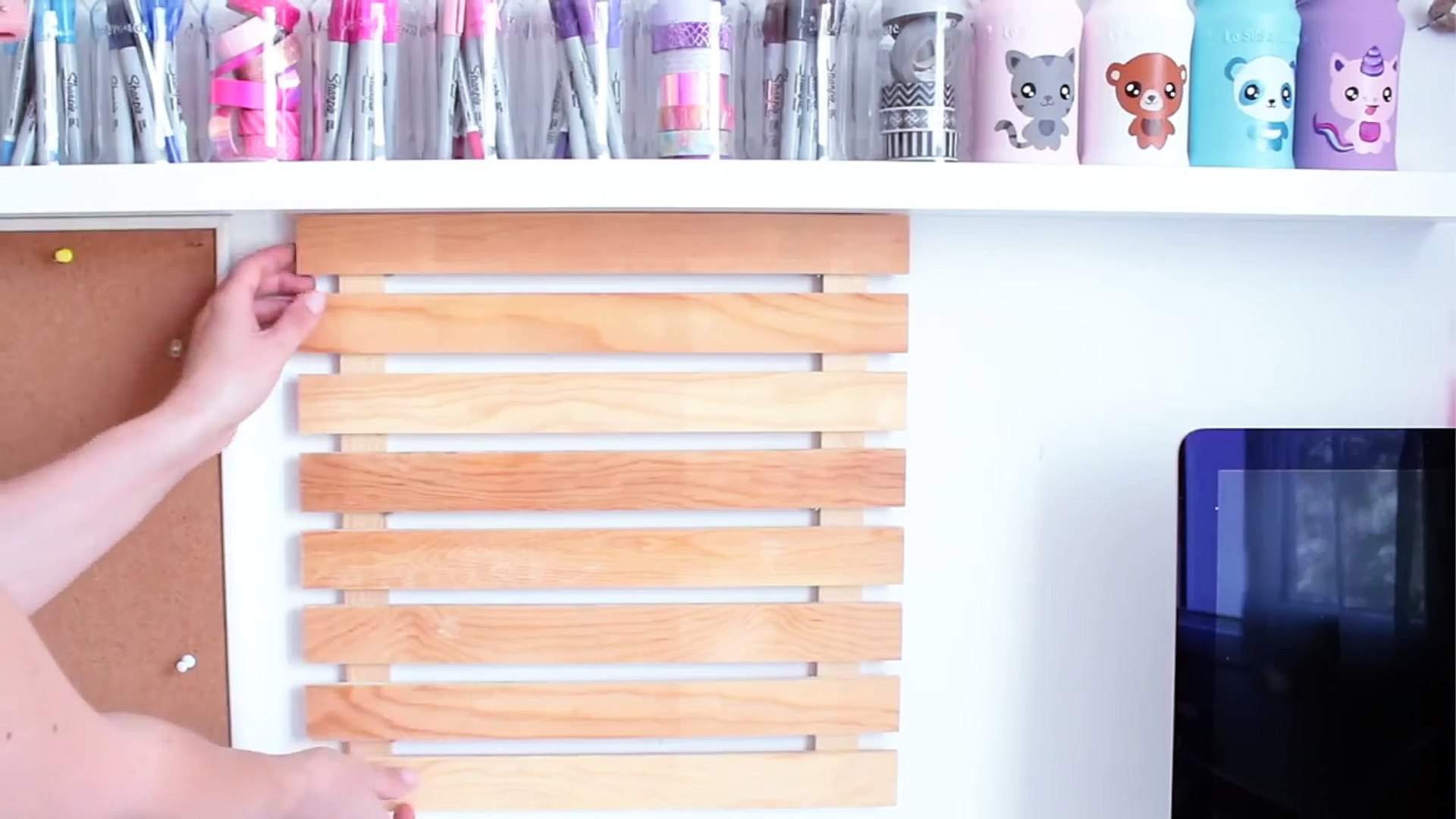 DESK TOUR Update : Organisation & Deco Bureau / Astuces Rangement - Vidéo  Dailymotion