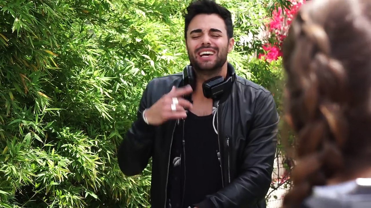 Dating a DJ | Hannah Stocking