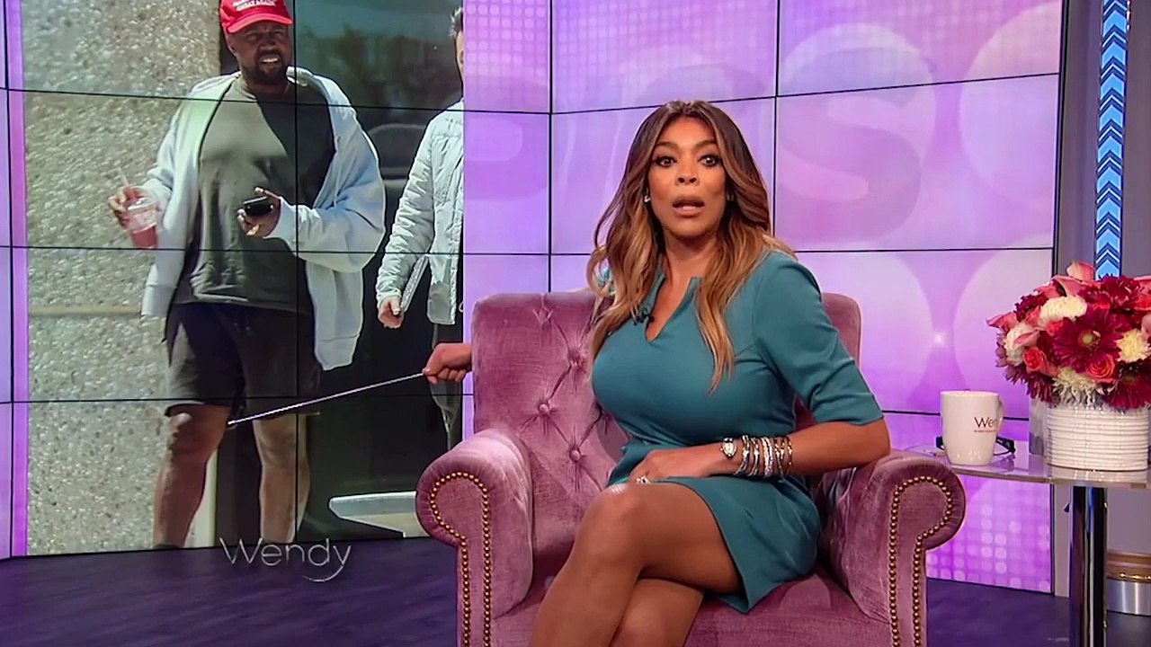 Kylie Jenner Reacts To Kanye West Melt Down On Twitter | Hollywoodlife