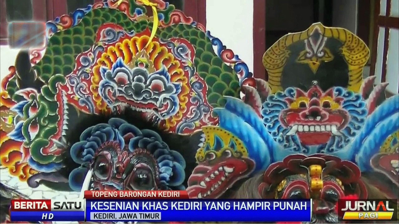 Perajin Topeng Barongan Khas Kediri