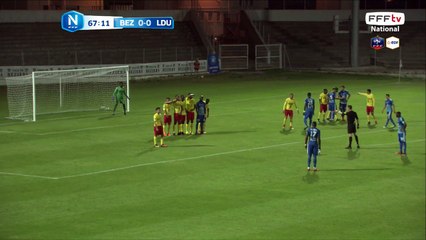 Parade du gardien sur ce coup franc !