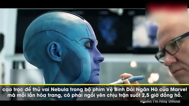 Fan Marvel sửng sốt khi phát hiện Nebula xấu xí trong phim là mỹ nhân cực phẩm ngoài đời thế này
