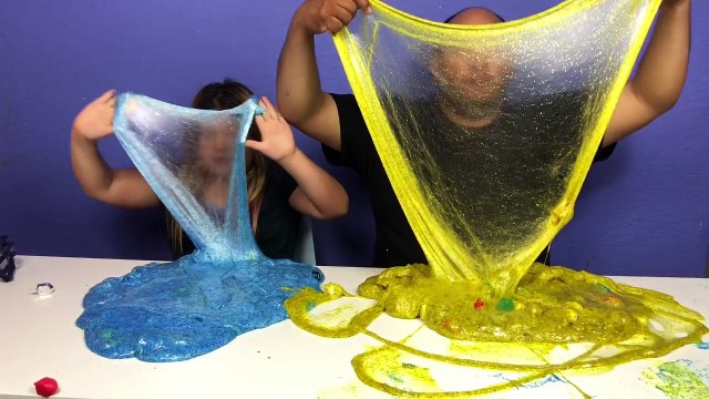 GIANT HANUKKAH SLIME VS GIANT HANUKKAH SLIME - MAKING GIANT CLEAR SLIMES