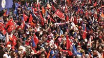 Başbakan Yıldırım, AK Parti İstanbul Kadın Kolları 5. Olağan İl Kongresi öncesi halka hitap etti
