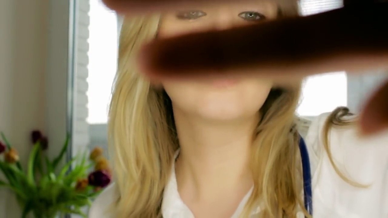 ASMRCaring Nurse will gently touch you and make medical examination