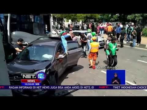 Rem Blong, Bus Mayasari Tabrak 3 Mobil Hingga Ringsek -NET12