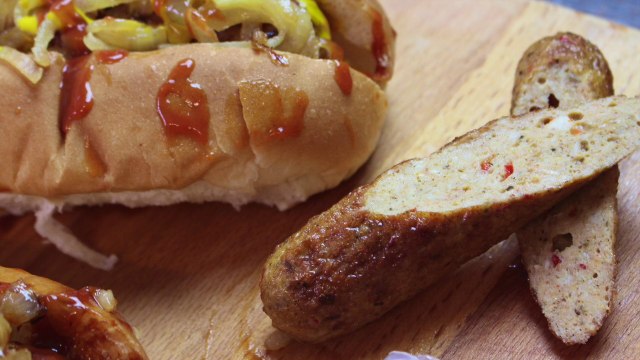 CHICKEN SAUSAGE RECIPE (HOMEMADE) *COOK WITH FAIZA*