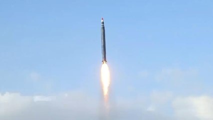 اليمن.. صواريخ الحوثيين الباليستية وغارات التحالف